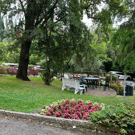 Casa Manuela Euroresidence Garda Apartment *