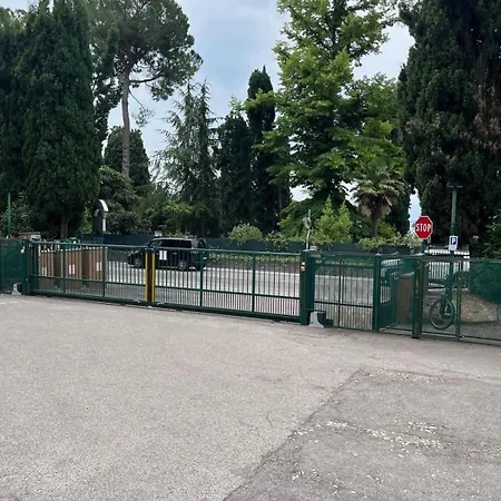 Casa Manuela Euroresidence Garda * Garda (Verona)