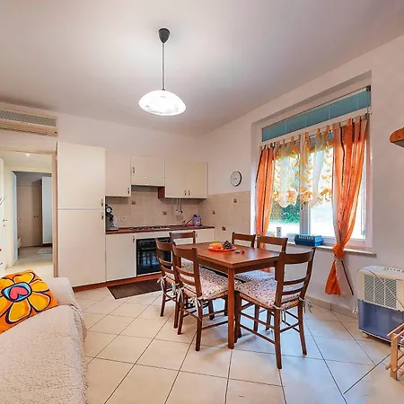 Casa Manuela Euroresidence Garda Apartment Garda (Verona)