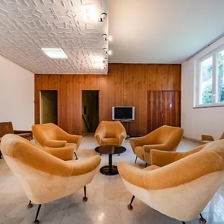 Casa Manuela - Euroresidence Vicino Al * ガルダ